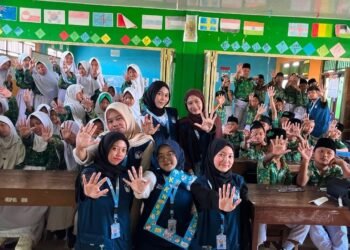 Mahasiswa KKN UIN Walisongo Posko 89 Edukasi Puluhan Siswa MI Muabbidin Lewat Sosialisasi Anti-Bullying 4 antibullying1