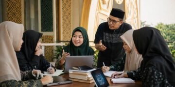 Santriwati di era AI belajar teknologi, kepemimpinan dan literasi digital untuk memimpin masa depan — Ahmad Madani