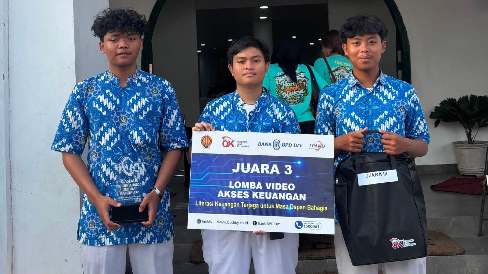 video keuangan