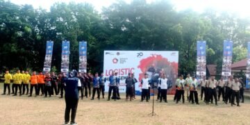 Peserta Indonesia Rescue Summit, termasuk Tim UAR, mendapat pengarahan panitia sebelum kegiatan challenge dimulai, Senin (21/09/2026)