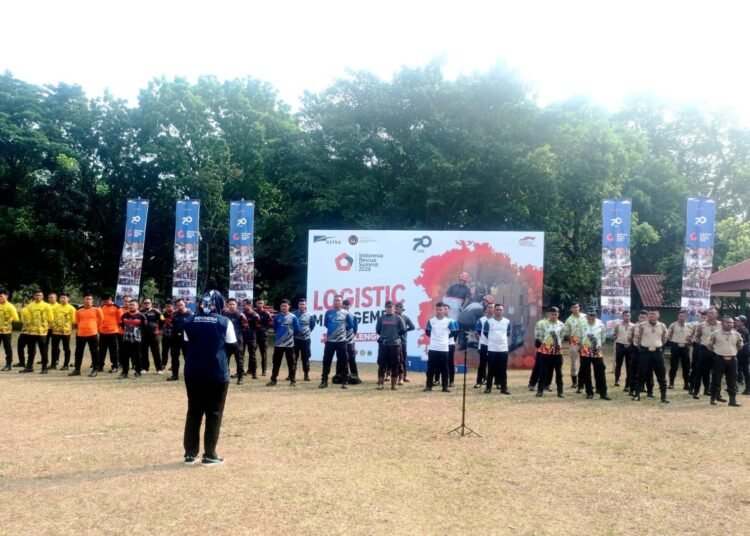 Peserta Indonesia Rescue Summit, termasuk Tim UAR, mendapat pengarahan panitia sebelum kegiatan challenge dimulai, Senin (21/09/2026)