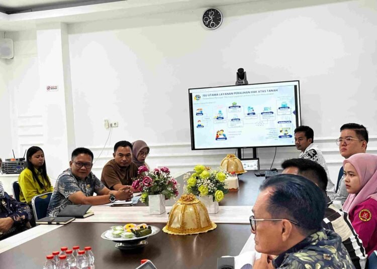 Rapat Koordinasi Percepatan Pelayanan Pertanahan 5 IMG 4760 11zon