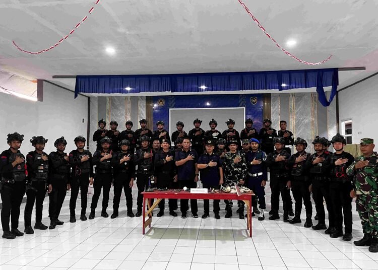Tingkatkan Kewaspadaan, Lapas Ternate Bersama Kanwil Ditjenpas Malut dan APH Gelar Razia Blok Hunian 6 IMG 74578