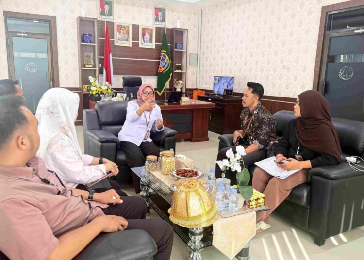 Kunjungan Ombudsman ke Kantor Pertanahan Kabupaten Enrekang 5 IMG 7466 3 11zon