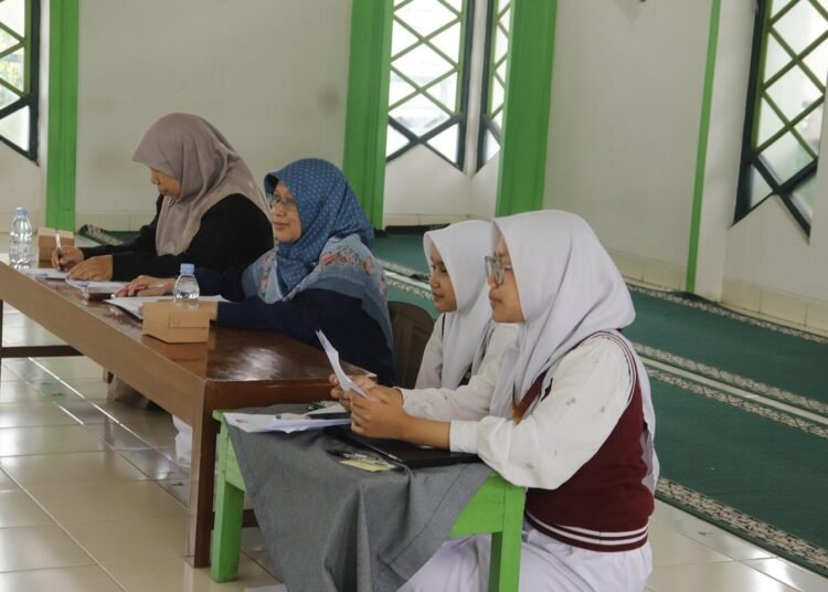 Semarak KPOM 2026, Murid MAN 1 Yogyakarta Adu Wawasan dalam LCC 6 WhatsApp Image 2026 09 02 at 4.39.44 PM