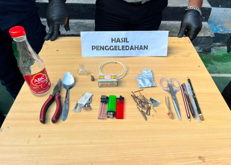 Celah Halinar, Lapas Bandanaira Razia Blok Hunian Warga Binaan 5 WhatsApp Image 2026 09 14 at 09.04.31