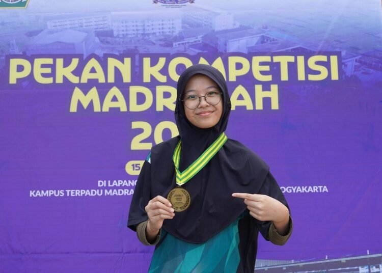 Nafisa Permana Persembahkan Juara 1 Catur Putri untuk MAN 1 Yogyakarta 5 WhatsApp Image 2026 09 17 at 2.25.29 PM