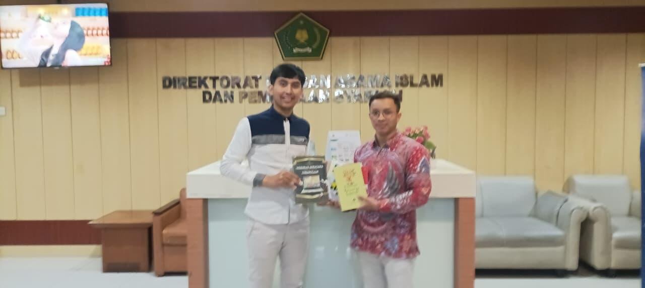 Waka Humas MAN 1 Yogyakarta Tancap Gas 'Begal' Akses Literasi Moderasi di Kemenag Pusat 7 WhatsApp Image 2026 09 21 at 9.12.32 AM