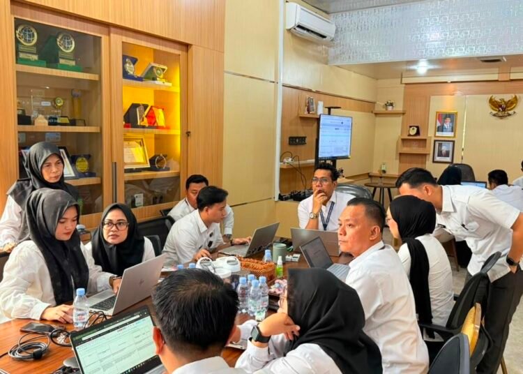Morning Briefing bersama sebagai bagian dari upaya penguatan koordinasi, konsolidasi internal, serta penyamaan persepsi dalam pelaksanaan tugas dan fungsi organisasi 5 WhatsApp Image 2026 09 22 at 09.51.48 2
