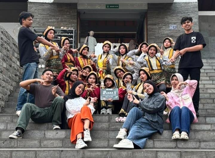 Ratoeh Alisa Raih Juara 2 Perlombaan Ratoh Jaroe dalam Quranic & Art Festival UNS 7 width=720
