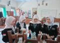 persiapan alat dan bahan yang dibutuhkan dalam pembuatan eco enzim.