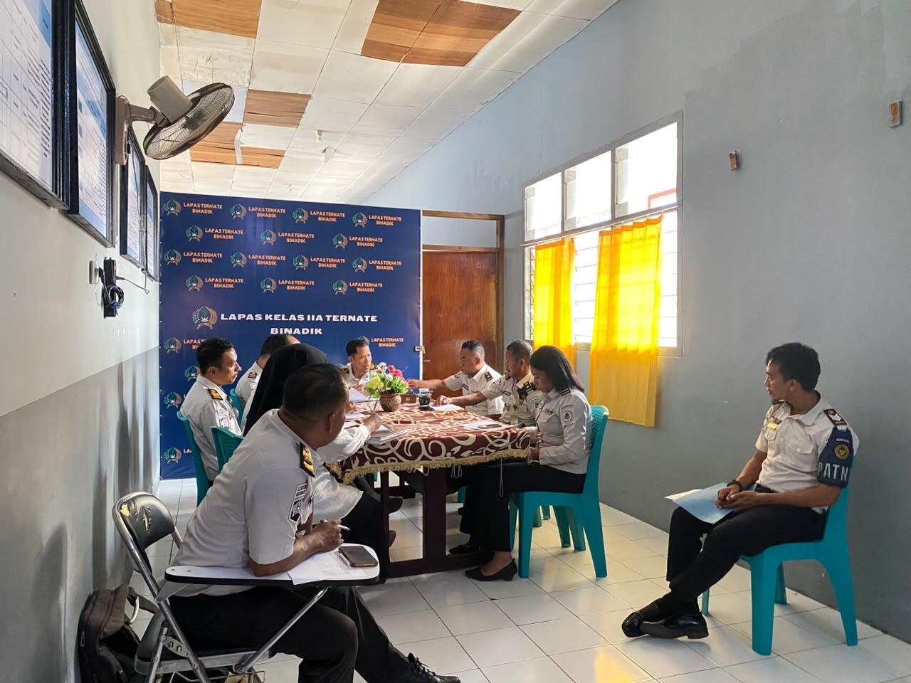 Tingkatkan Kualitas Pembinaan, Lapas Ternate Gelar Sidang TPP Bahas Usulan Pembinaan Kemandirian 7 WhatsApp Image 2026 09 30 at 10.05.22 2
