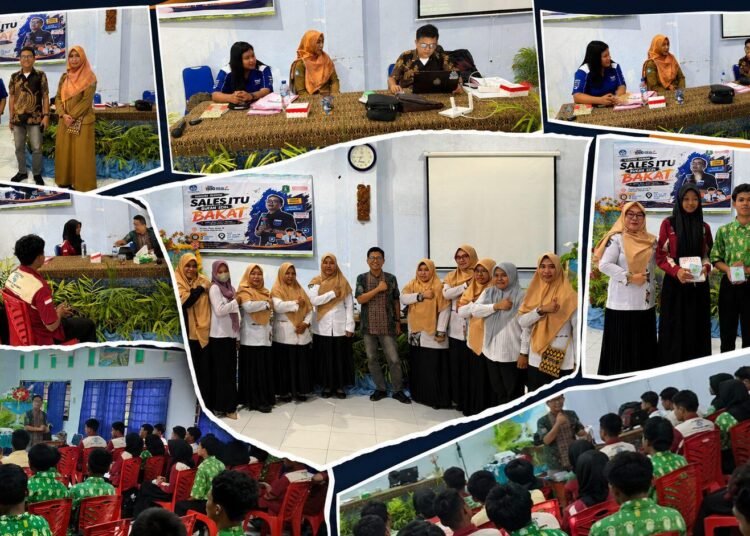Siswa SMK Yapis TIK Biak Belajar Sales Bukan Soal Bakat 5 Ahmad Madani mendampingi siswa dan guru SMK Yapis TIK Biak Numfor dalam kegiatan monitoring evaluasi dan penguatan kompetensi pemasaran