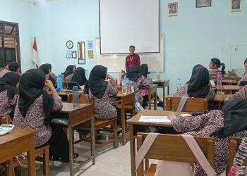 Pembelajaran Administrasi Pajak Berbasis Discovery Learning Untuk Meningkatkan Kompetensi Peserta Didik XI AK 1 1 dok