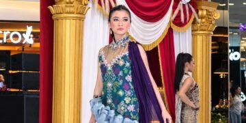 Siswa Berprestasi SMAN 15 Jakarta, Anissa Quinn Deanda Tampil Anggun di ASEAN Fashion Festival 2026