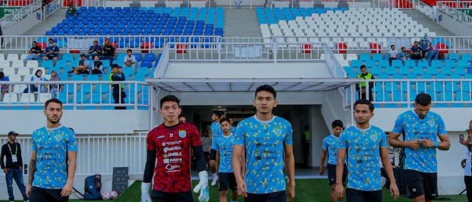 LA Mania Beri Kesempatan Bima Sakti Di Dua Laga Sisa, Mampukah Persela Raih Enam Poin? 6 LA Mania Beri Kesempatan Bima Sakti Di Dua Laga Sisa, Mampukah Persela Raih Enam Poin?