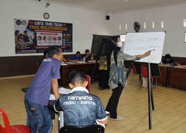 Paket A, B, dan C di Lapas Bengkulu Buka Peluang Warga Binaan Melanjutkan Pendidikan 5 Lapas Bengkulu, pendidikan kesetaraan, pendidikan warga binaan, Paket A Paket B Paket C, PKBM Songo Langit,
