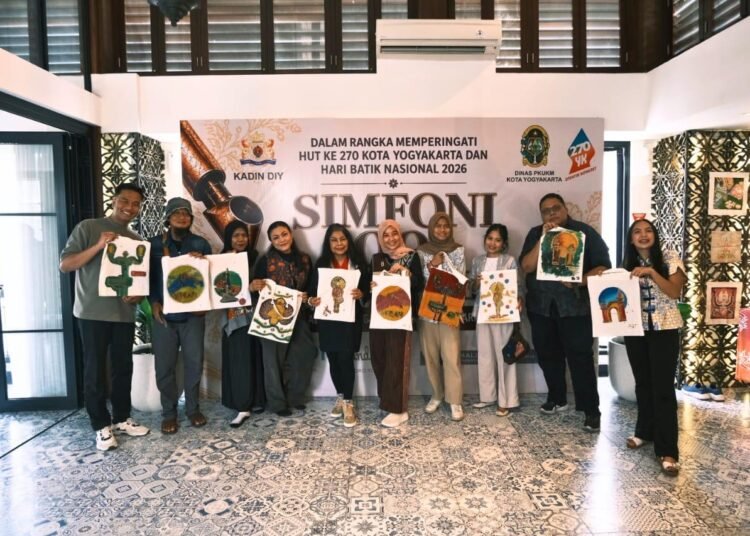Simfoni 1001 Pembatik Hadirkan Pengalaman Membatik bagi Tamu Hotel di Yogyakarta 5 Para peserta Simfoni 1001 Pembatik yang berlangsung di LOTENG – Multi Purpose Venue, THE 1O1 Yogyakarta Tugu (Doc. 101)