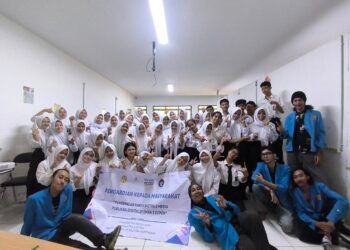 Dokumen pribadi: foto bersama siswa-siswi SMKN3 Depok. 29 September 2026