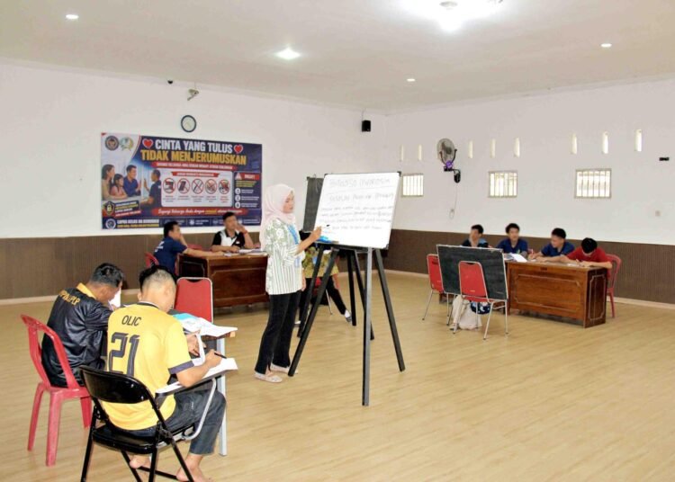 Dukung Reintegrasi Sosial, Lapas Bengkulu Perkuat Pembinaan melalui Pendidikan Kesetaraan 5 Lapas Bengkulu, pendidikan warga binaan, pendidikan kesetaraan, Paket A Paket B Paket C, PKBM Songo Langit, pembinaan warga binaan, program pembinaan Lapas,