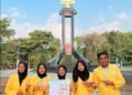 Nguri-uri tradisi Sambatan: Mahamurid UNNES Rawat Gotong Royong Jawa Lewat Bahan Ajar Matematika 10 Tradisi Sambatan