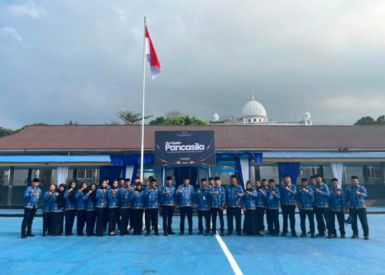 Peringati Hari Kesaktian Pancasila 2026, Lapas Ternate Gelar Upacara Bersama Sarjana Magang dan WBP 6 WhatsApp Image 2026 10 01 at 08.31.54