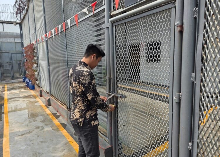 Staf KPR Rutin Lakukan Pengecekan Gembok Blok Hunian 5 WhatsApp Image 2026 10 03 at 10.23.51 1