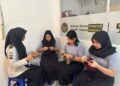 Kembangkan Keterampilan Bangun Kemandirian, Lapas Mojokerto Dorong Kreativitas Warga Binaan Perempuan melalui Kegiatan Merajut 26 WhatsApp Image 2026 10 07 at 12.54.06
