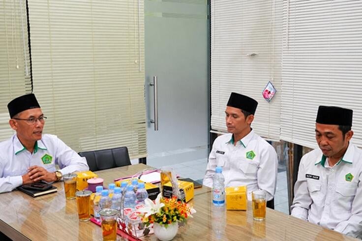 Perkuat Sinergi dan Transformasi Tata Kelola, MAN 1 Yogyakarta Sambut Kunjungan Studi Banding MAN 1 Mataram 7 WhatsApp Image 2026 10 13 at 2.20.05 PM