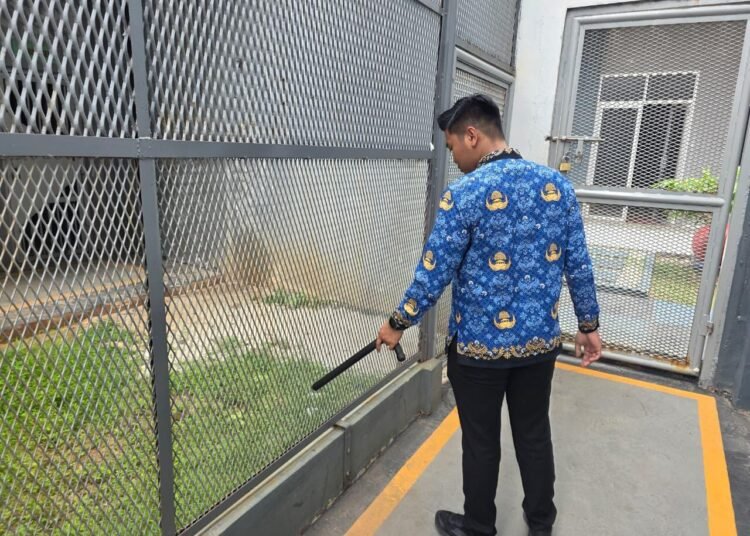 Jaga Stabilitas Keamanan, Staf KPR Rutan Bengkulu Rutin Laksanakan Kontrol Brandgang 5 WhatsApp Image 2026 10 17 at 09.25.11