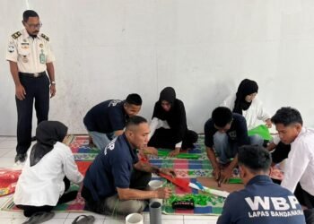 Kembangkan Kreativitas, Lapas Bandanaira Dorong Warga Binaan Sulap Kantong Plastik Jadi Kerajinan 1 WhatsApp Image 2026 10 21 at 07.29.10