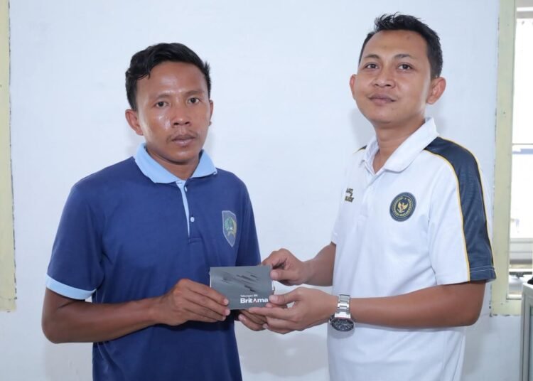 Wujud Pemenuhan Hak, Lapas Mojokerto Bagikan Buku Tabungan sebagai Wadah Premi 5 WhatsApp Image 2026 10 23 at 09.37.39