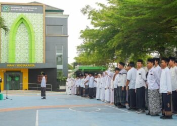 Man 1 Yogyakarta Adakan Upacara Hari Santri 2026 2 WhatsApp Image 2026 10 23 at 11.32.19 AM88888888888888 1