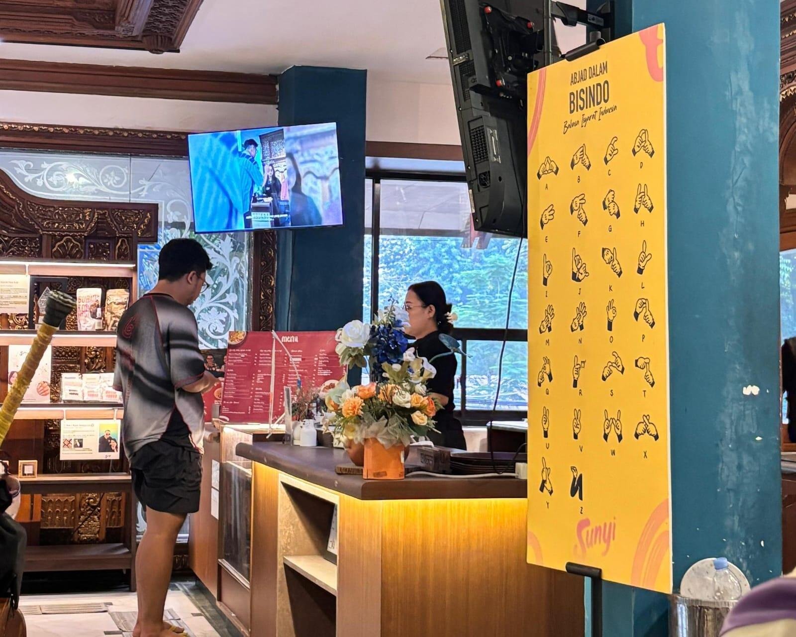 Menikmati Kopi Sambil Belajar Bahasa Isyarat Di Sunyi Coffe Barito