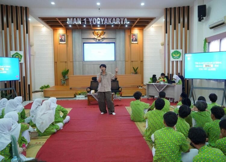 Kafka Vadanta Ajak Murid MAN 1 Yogyakarta Bangun Personal Branding 6 WhatsApp Image 2026 10 28 at 1.56.28 PM