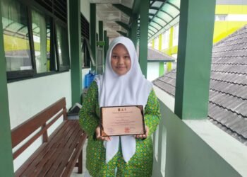 Zahra MAN 1 Yogyakarta Raih Juara Pertama Lomba Video Amatir Umum HUT ke-270 Kota Yogyakarta 1 Zahra MAN 1 Yogyakarta Raih Juara Pertama Lomba Video Amatir Umum HUT ke-270 Kota Yogyakarta