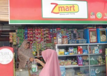 Kegiatan Transaksi Jual Beli, Melalui Program ZMart BAZNAS Dorong Peningkatan Omzet Usaha Mustahik Binaan Baznas
Sumber: https://baznas.go.id/