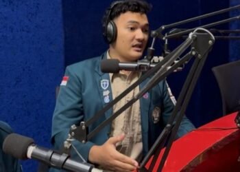 Agung Prasetyo Butar Butar: Dari Gerakan Mahasiswa, Membela Kaum Marginal 1 foto formal podcast