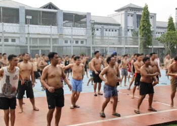 Lapas Bengkulu, Lapas Kelas IIA Bengkulu, WBP Lapas Bengkulu, warga binaan, senam pagi, senam bersama, pembinaan warga binaan